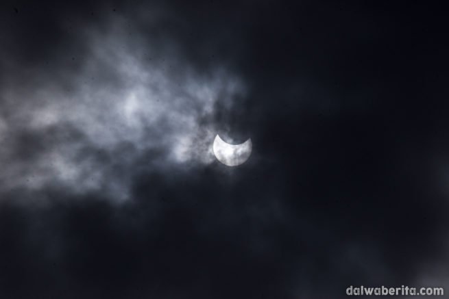 Gerhana Matahari di Pondok Pesantren Darullughah Wadda'wah (Dalwa)