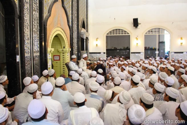 kunjungan hb. ali bin abu bakar alydrus