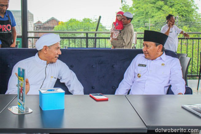 Bupati Pasuruan Gus Irsyad dan Habib Segaf Baharun