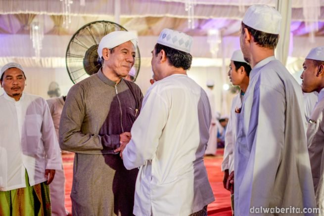 Walimatul Ursy Alwy bin Segaf Baharun yang diadakan di Dalwa Jadid 30 Desember malam Selasa