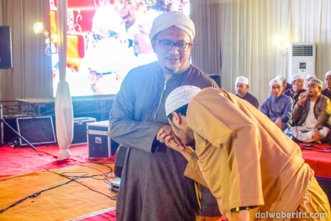 Walimatul Ursy Alwy bin Segaf Baharun yang diadakan di Dalwa Jadid 30 Desember malam Selasa