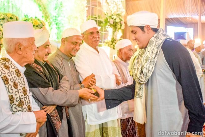 Walimatul Ursy Alwy bin Segaf Baharun yang diadakan di Dalwa Jadid 30 Desember malam Selasa